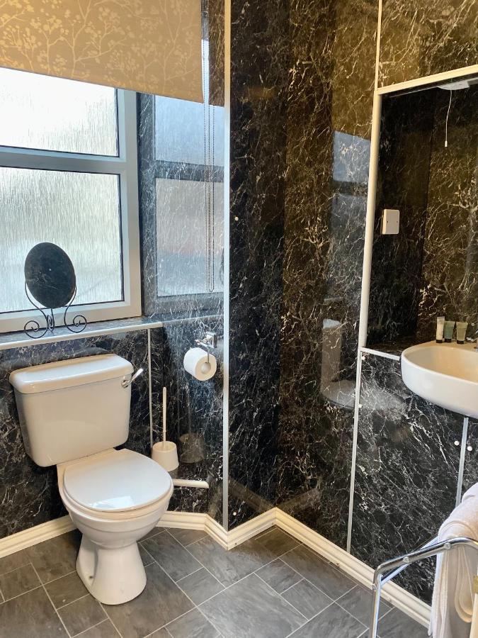 Newcastle Arms Hotel Coldstream Dış mekan fotoğraf